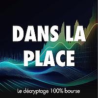 Dans la place